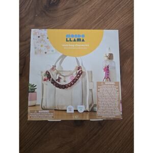 4ct Resin Bag Charms Craft Kit Gift - Mondo Llama